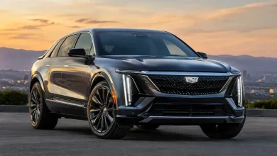 Cadillac LYRIQ V Premium luxury electric SUV exterior design